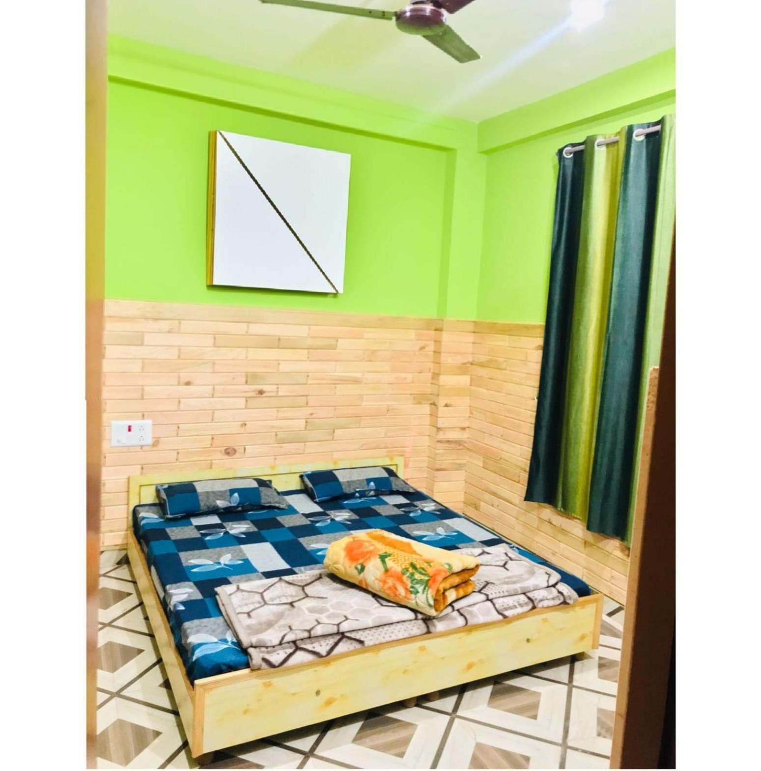 Nucleus Guest House Касоль Екстер'єр фото